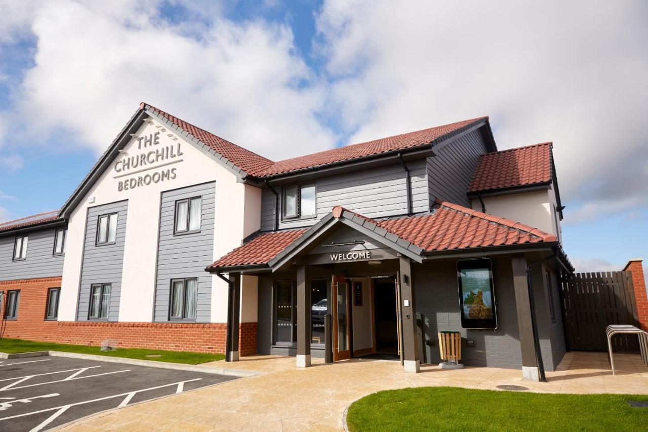 The Churchill By Greene King Inns Royal Wootton Bassett Ngoại thất bức ảnh