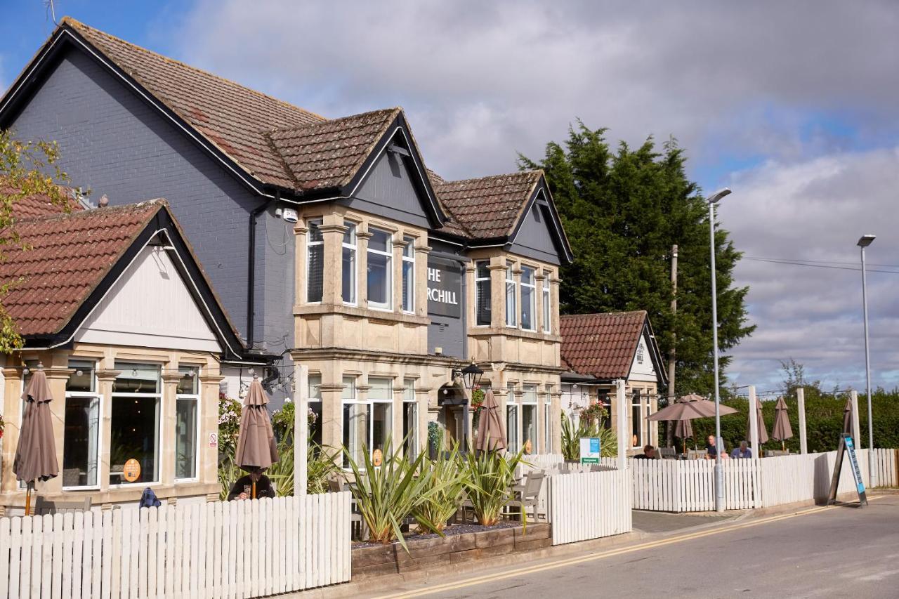 The Churchill By Greene King Inns Royal Wootton Bassett Ngoại thất bức ảnh